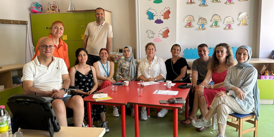 “İki-Dilli Öyküler” ile Hazırlıkları Tuzla Aydıntepe Sağır Okulundayız!